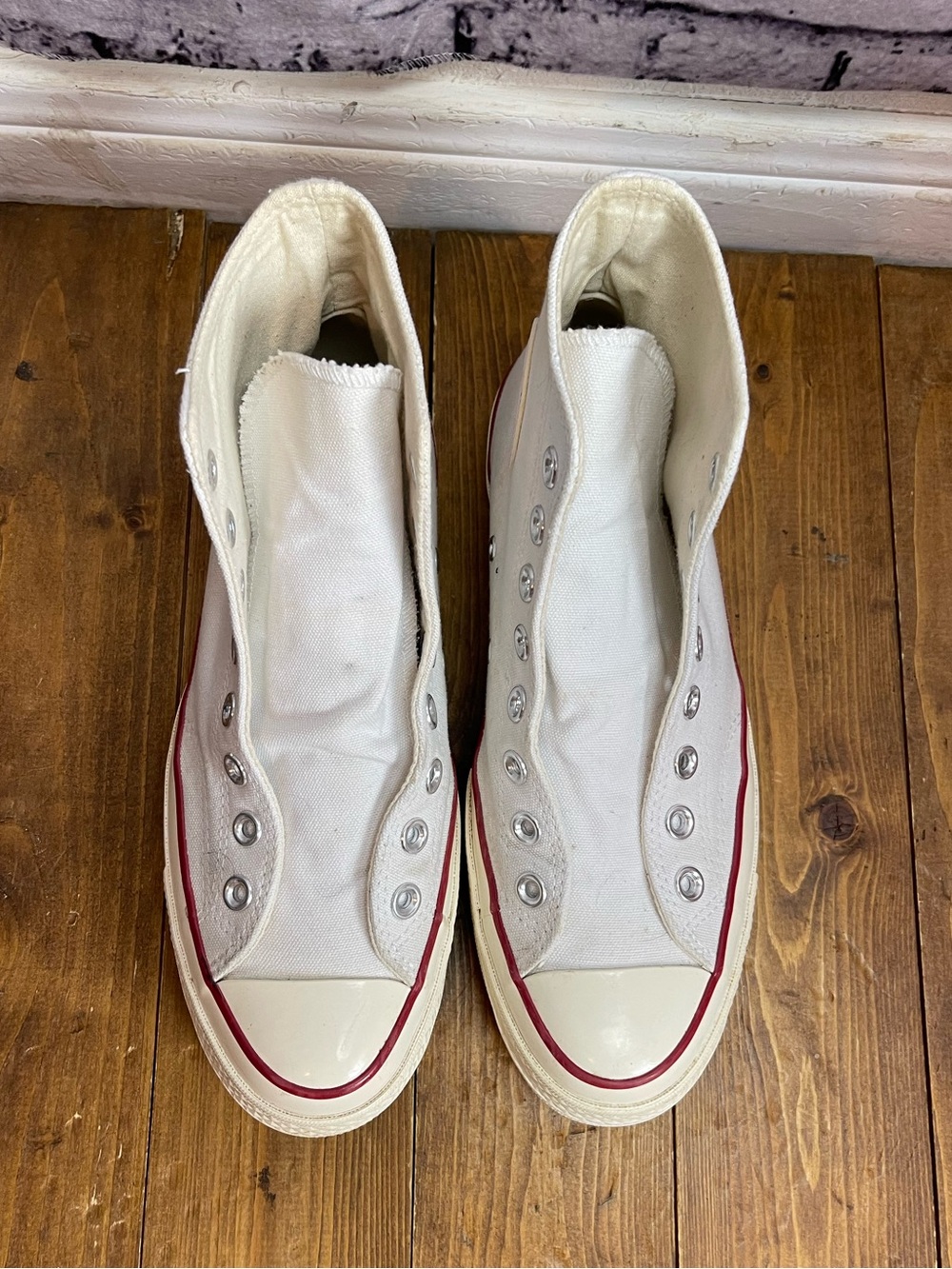 Converse Chuck Taylor’s women’s size 8.5 high top sneakers white - Picture 2 of 10
